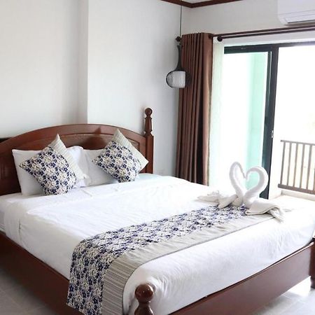 Thavisouk Riverside Hotel Vang Vieng Buitenkant foto