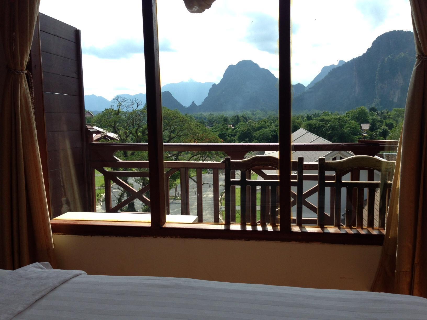 Thavisouk Riverside Hotel Vang Vieng Buitenkant foto