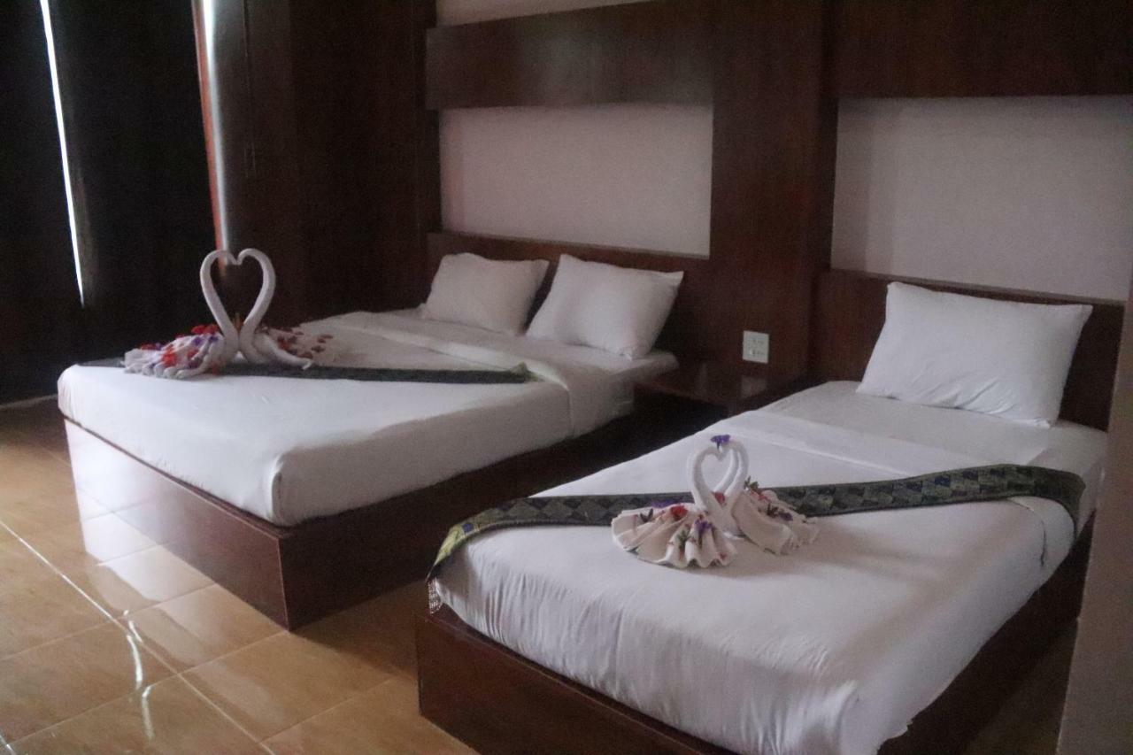 Thavisouk Riverside Hotel Vang Vieng Buitenkant foto